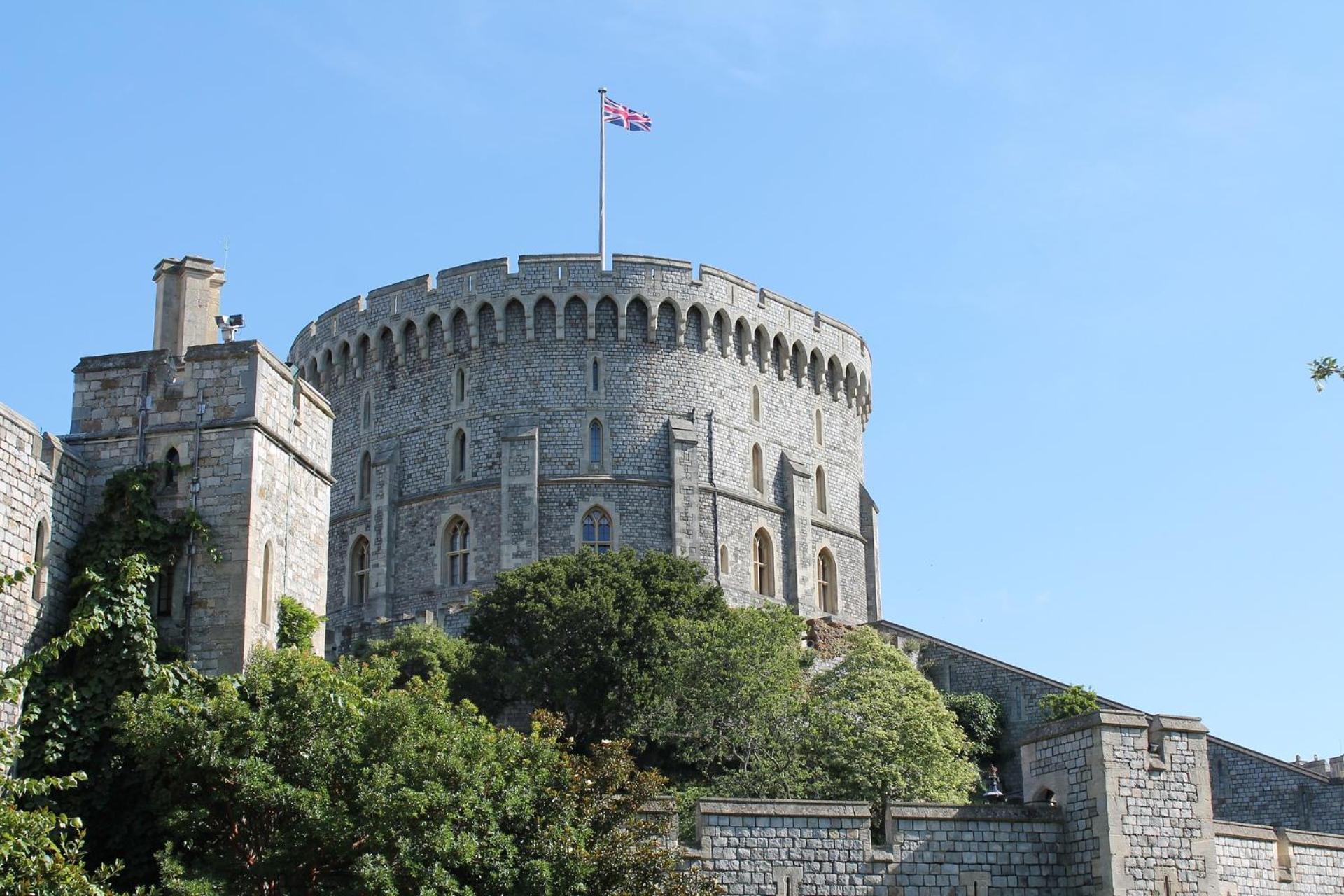 Отель Charles House - Windsor Castle Экстерьер фото